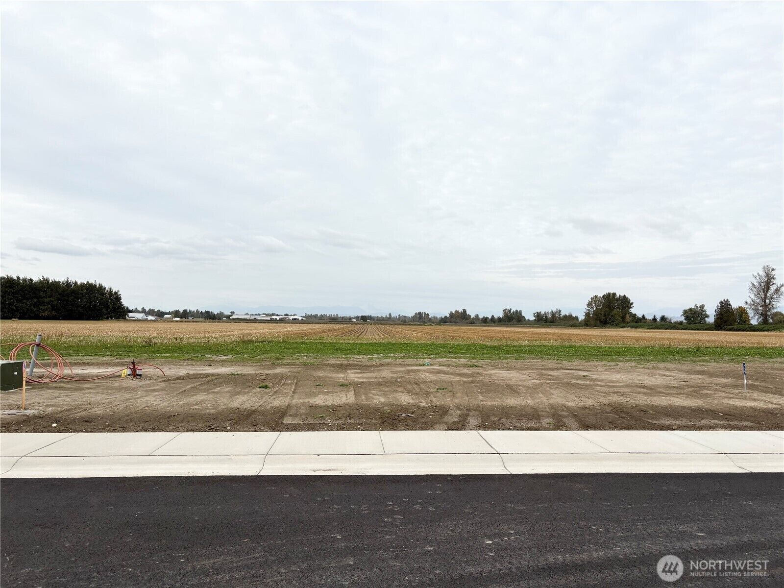 Property Photo: 324 W 3rd Street WA 98247