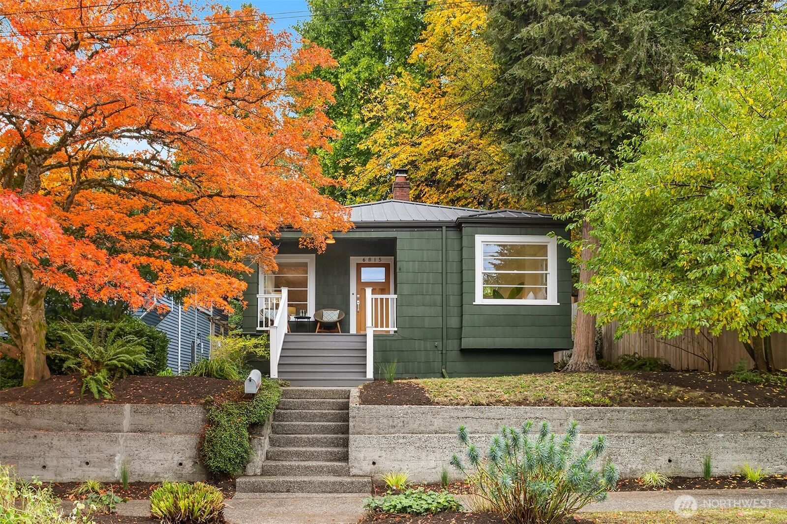 Property Photo:  6815  21st Avenue NE  WA 98115