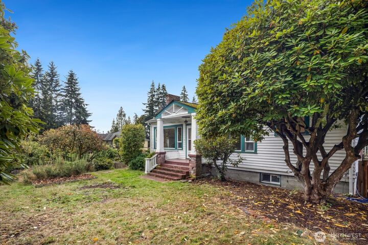 Property Photo:  18306  44th Avenue W  WA 98037