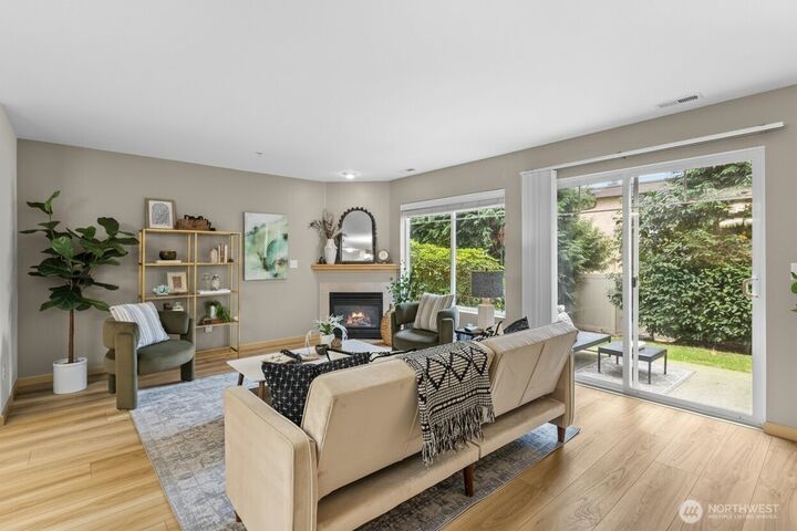 Property Photo: 15414 35th Avenue W 54 WA 98087