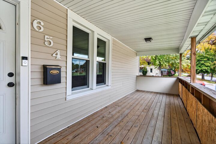 Property Photo:  654 Depere Street  WI 54952-2461 