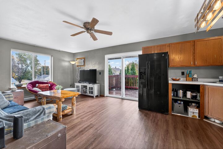 Property Photo:  515 W 4th Avenue  WI 54903