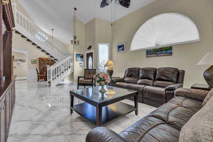 Property Photo: 341 Pelican Way FL 33483
