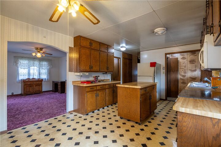 Property Photo:  809 E 6th Street S  WI 54848 