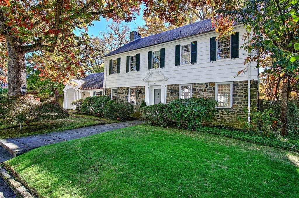 Property Photo:  41 Wingate Road  RI 02906