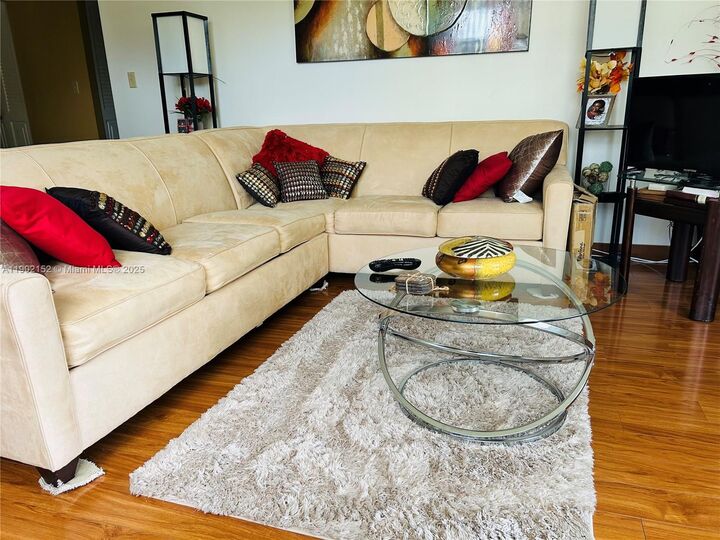 Property Photo:  1200 Saint Charles Pl 311  FL 33026