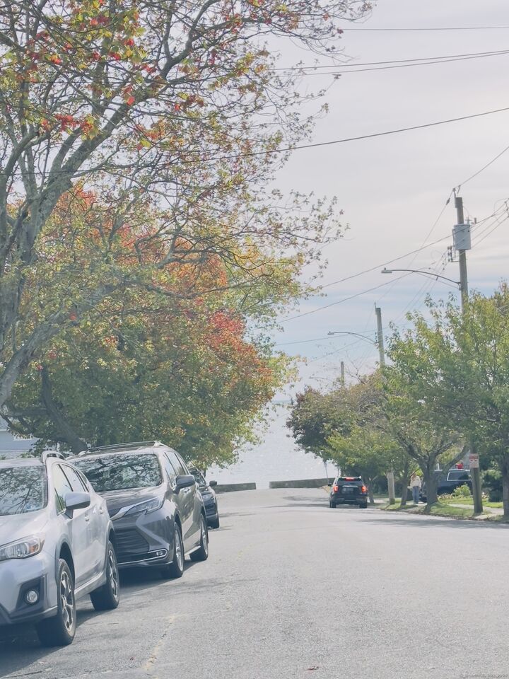 Property Photo: 281 Ocean Avenue CT 06516