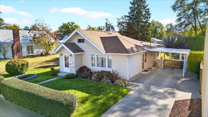 2008 E Boone Ave  Spokane WA 99202 photo