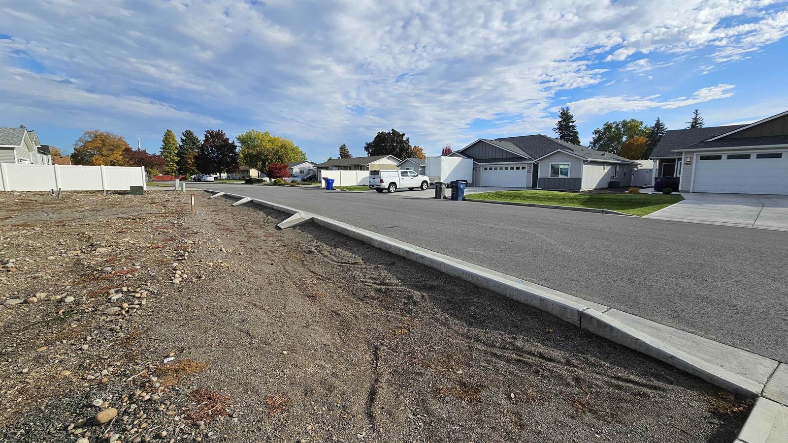 Property Photo: 8125 E Baldwin Ave WA 99212