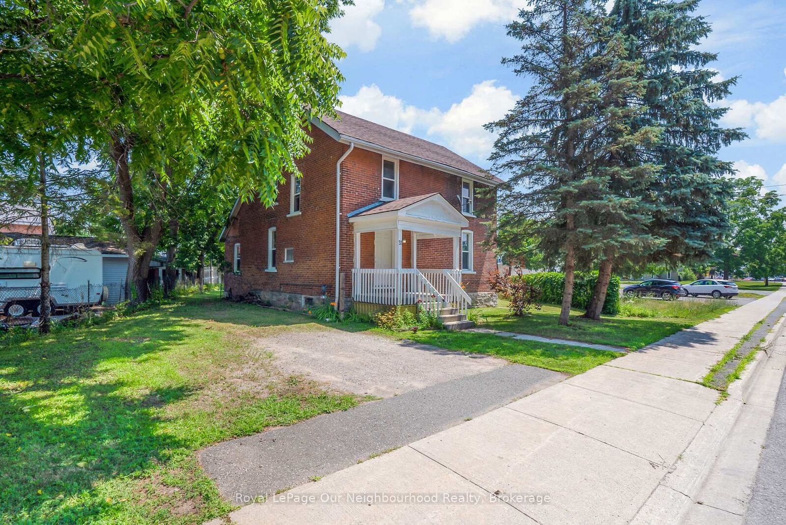 Property Photo: 31 Canrobert Street N ON K0K 1L0