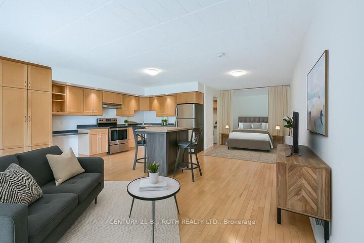 Property Photo:  1102 Horseshoe Valley Road 126  ON L4M 4Y8
