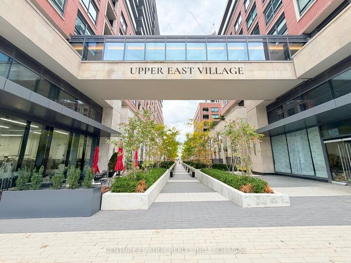 Photo de la propriété:  33 Frederick Todd Way 1003  ON M4G 0C9