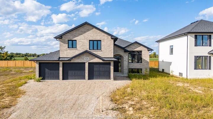 Photo de la propriété: 629 Summit Street ON N0R 1A7