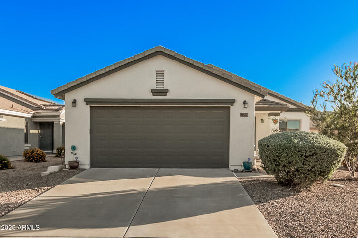 Property Photo:  1027 W Desert Canyon Drive  AZ 85143 