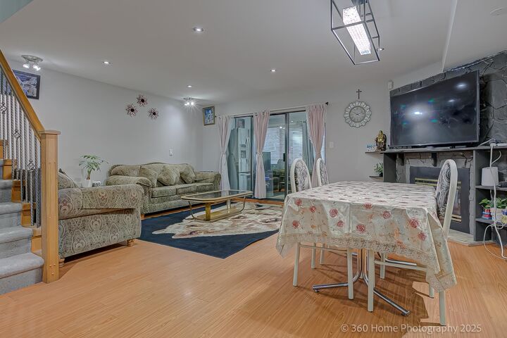 Property Photo:  7533 140 Street 35  BC V3W 5J9