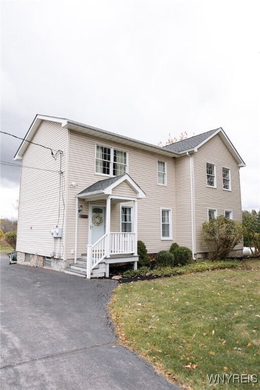 Property Photo:  8484 Chestnut Ridge Road  NY 14067