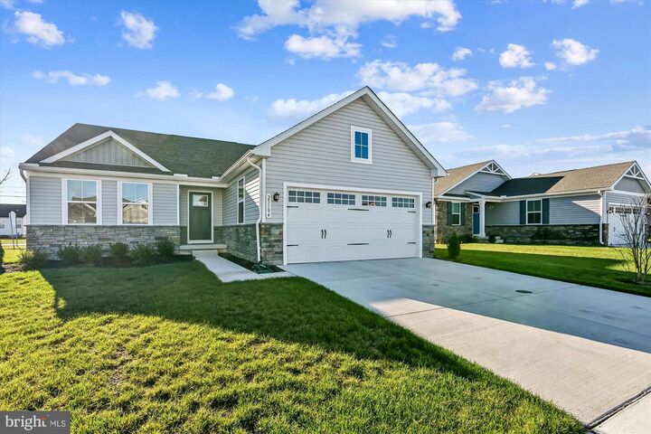 Property Photo:  25104 Aspen Circle  DE 19966 