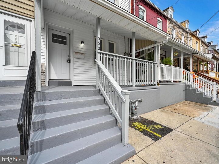 Property Photo:  550 Dauphin Street  PA 17602