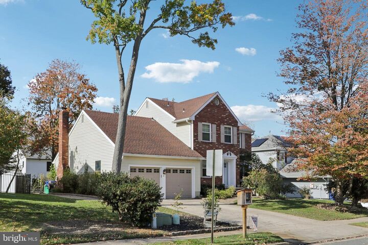 Property Photo:  21 Whitechapel Drive  NJ 08054