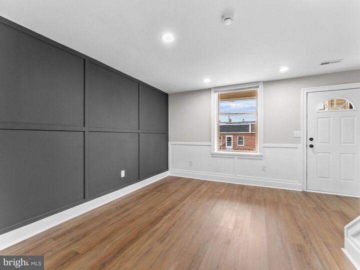 Property Photo:  317 Jackson Street  PA 19148 
