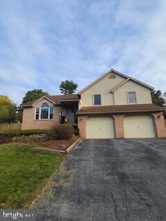 Property Photo:  106 Westview Drive  PA 17501