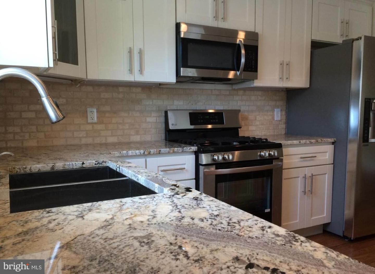 Property Photo:  7224 Hill Road  PA 19128 