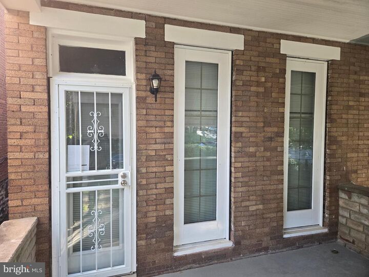 Property Photo:  1405 N Longwood Street  MD 21216