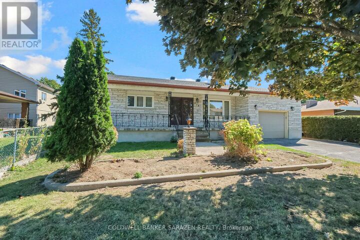 Property Photo:  974 Greenbriar Avenue  ON K2C 0J7