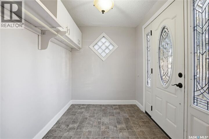 Property Photo:  2070 Quebec Street  SK S4P 1J9 