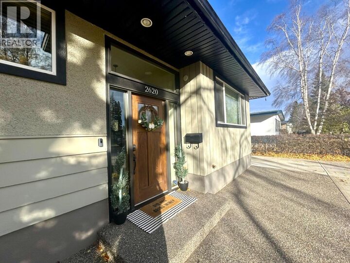 Photo de la propriété:  2620 1st Avenue  BC V2M 1B7