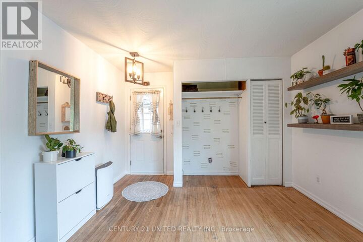 Property Photo:  273 Bennet Street  ON K9H 5B8