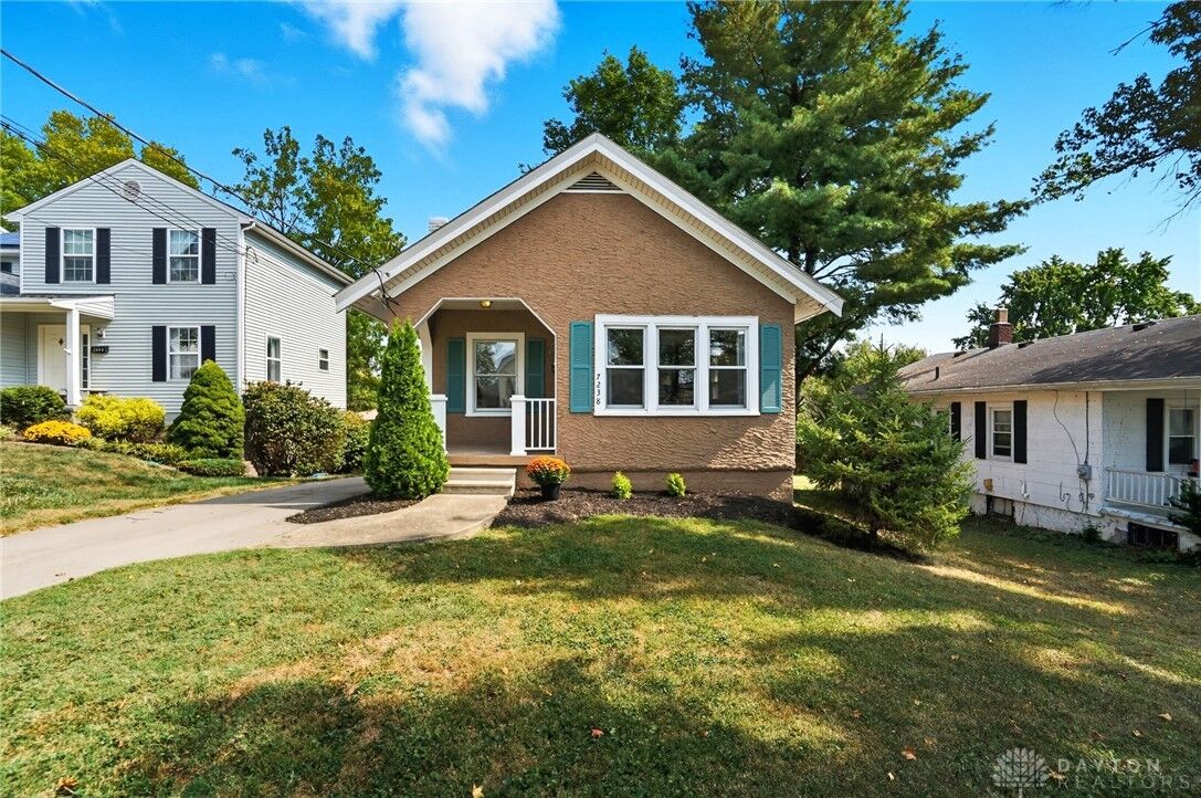Property Photo:  7238 Osceola Drive  OH 45243