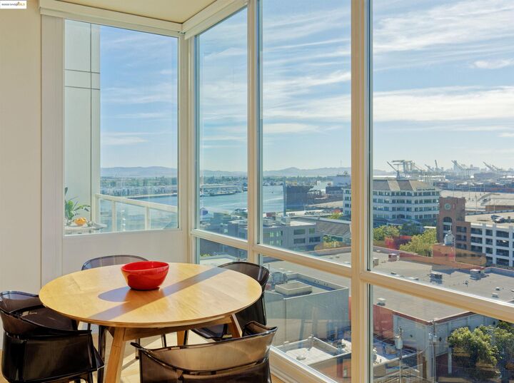 Property Photo:  222 Broadway 1204  CA 94607