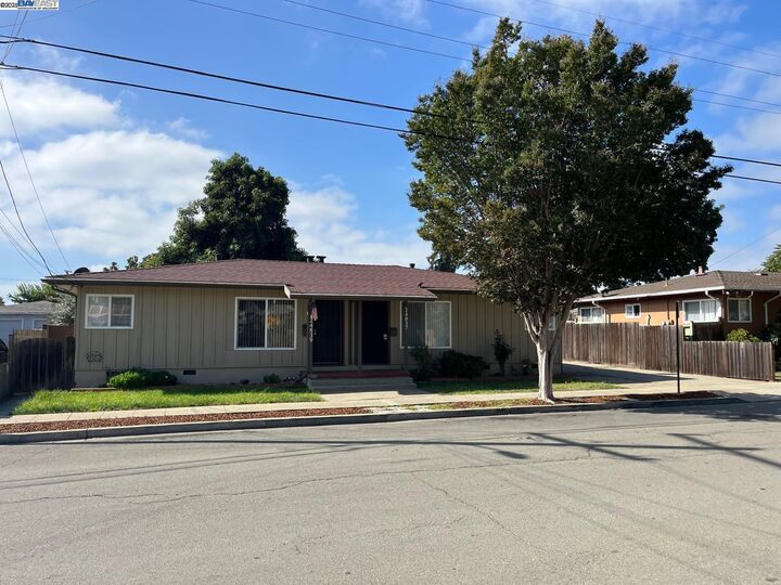 Property Photo: 24839 Thomas Avenue CA 94544