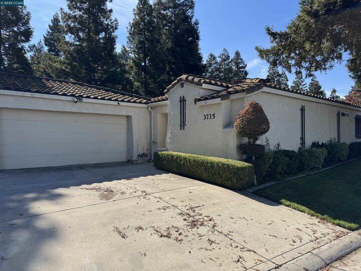 Property Photo:  3735 Ignacio Cir  CA 95209