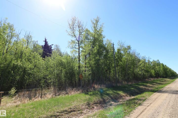 Property Photo: 515 54411 Rge Rd 40 AB T0E 0A0