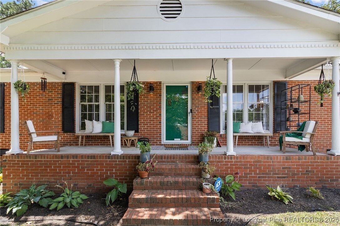 Property Photo:  411 Lotus Drive  NC 28303