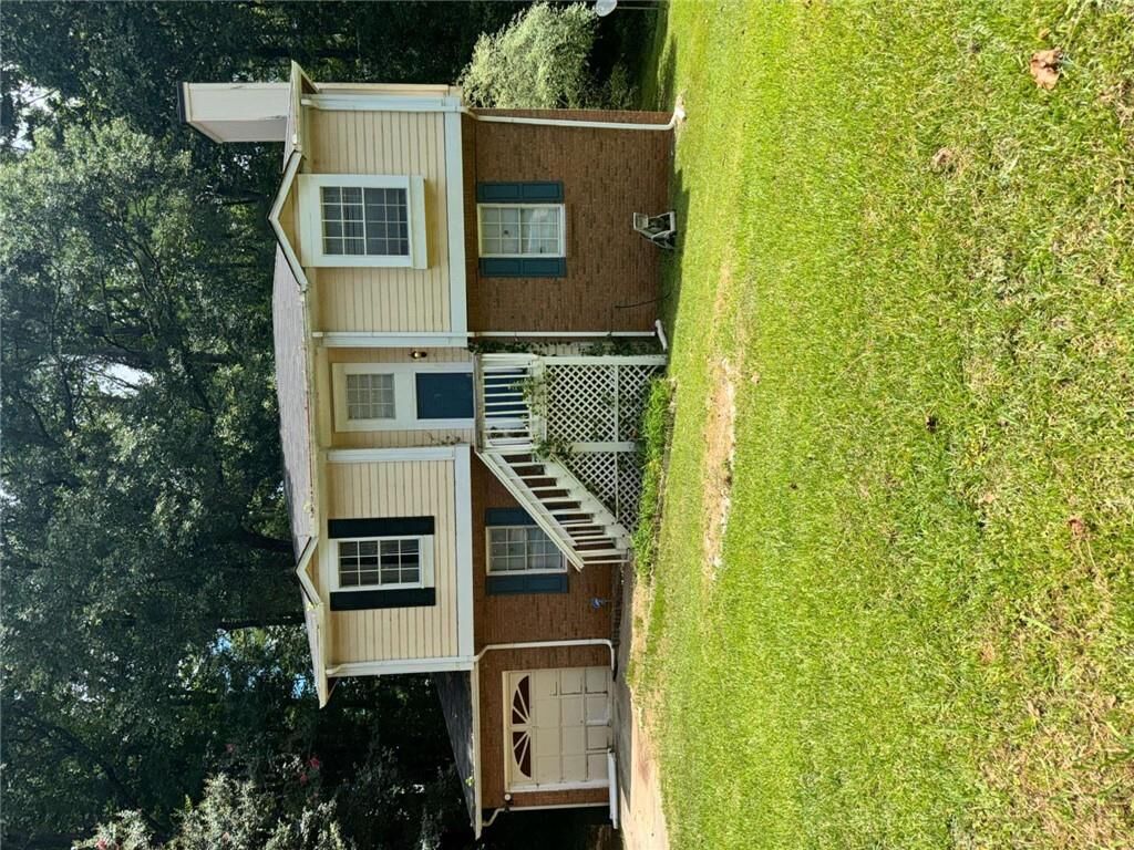 Property Photo:  5628 Fairington Way  GA 30038