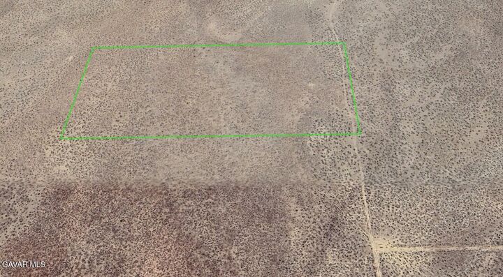 Property Photo:  275th St And N/O Tufts Ave  CA 93505 