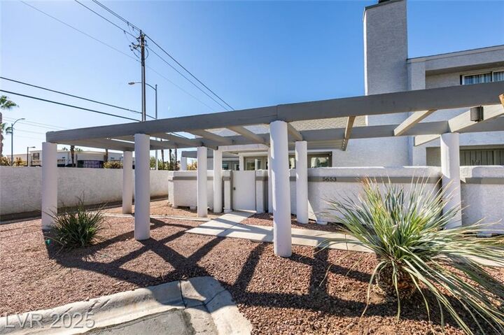 Property Photo: 5653 Vineyard Lane 21 NV 89110
