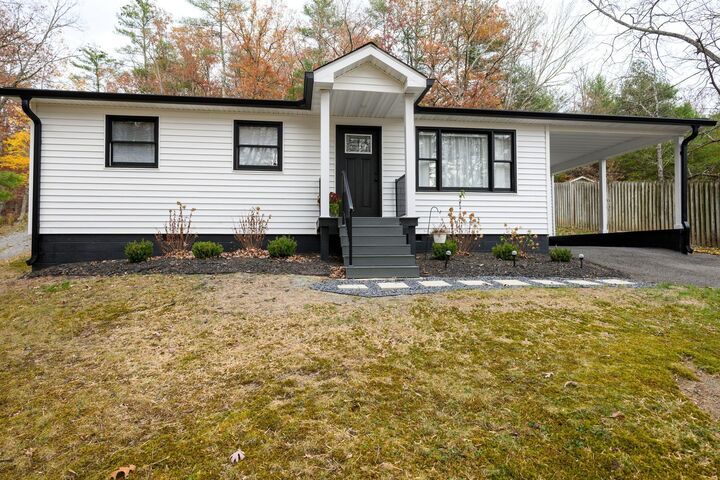 228 Rip Van Winkle Rd  White Sulphur Springs WV 24986 photo