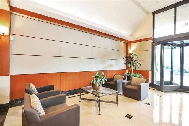 Property Photo: 6 Horizon Rd 310 NJ 07024