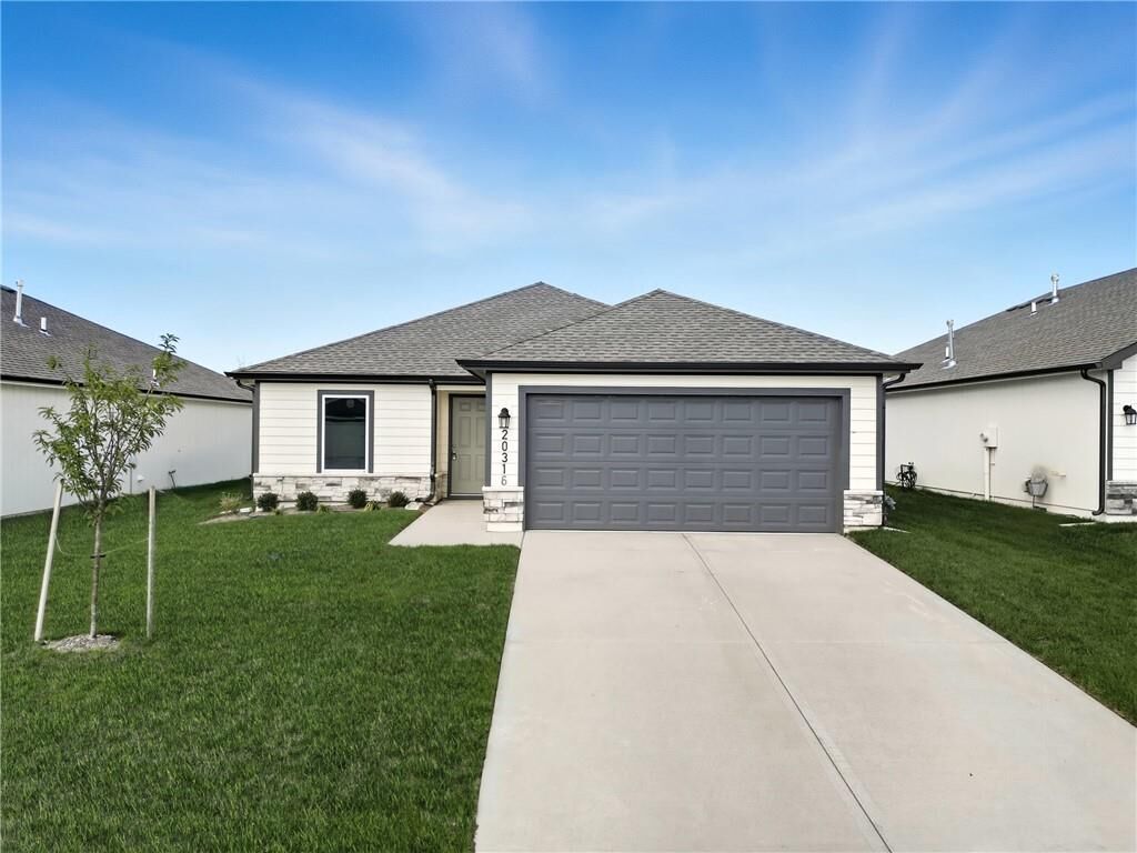 Property Photo:  20308 W 194th Terrace  KS 66083