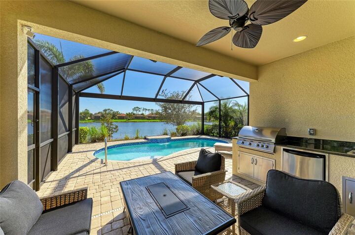 Property Photo:  5529 Cantucci Street  FL 34275