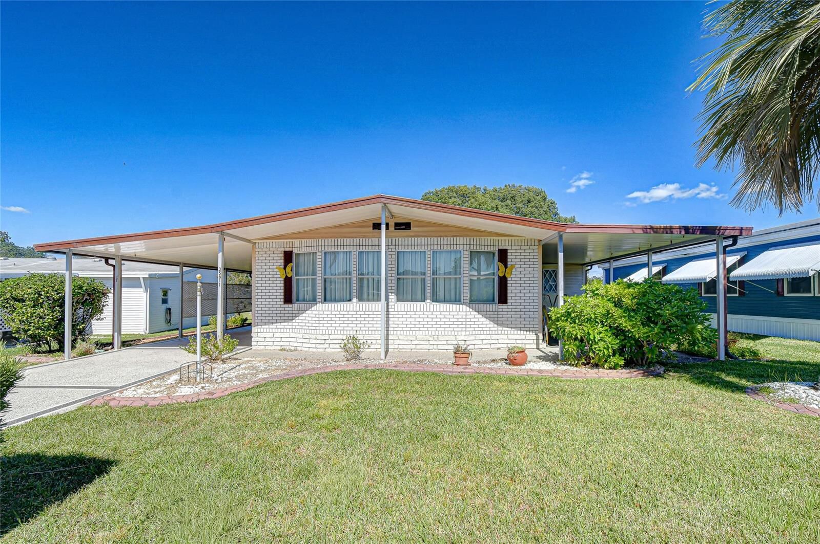 Property Photo:  35811 Pradera Drive  FL 33541 