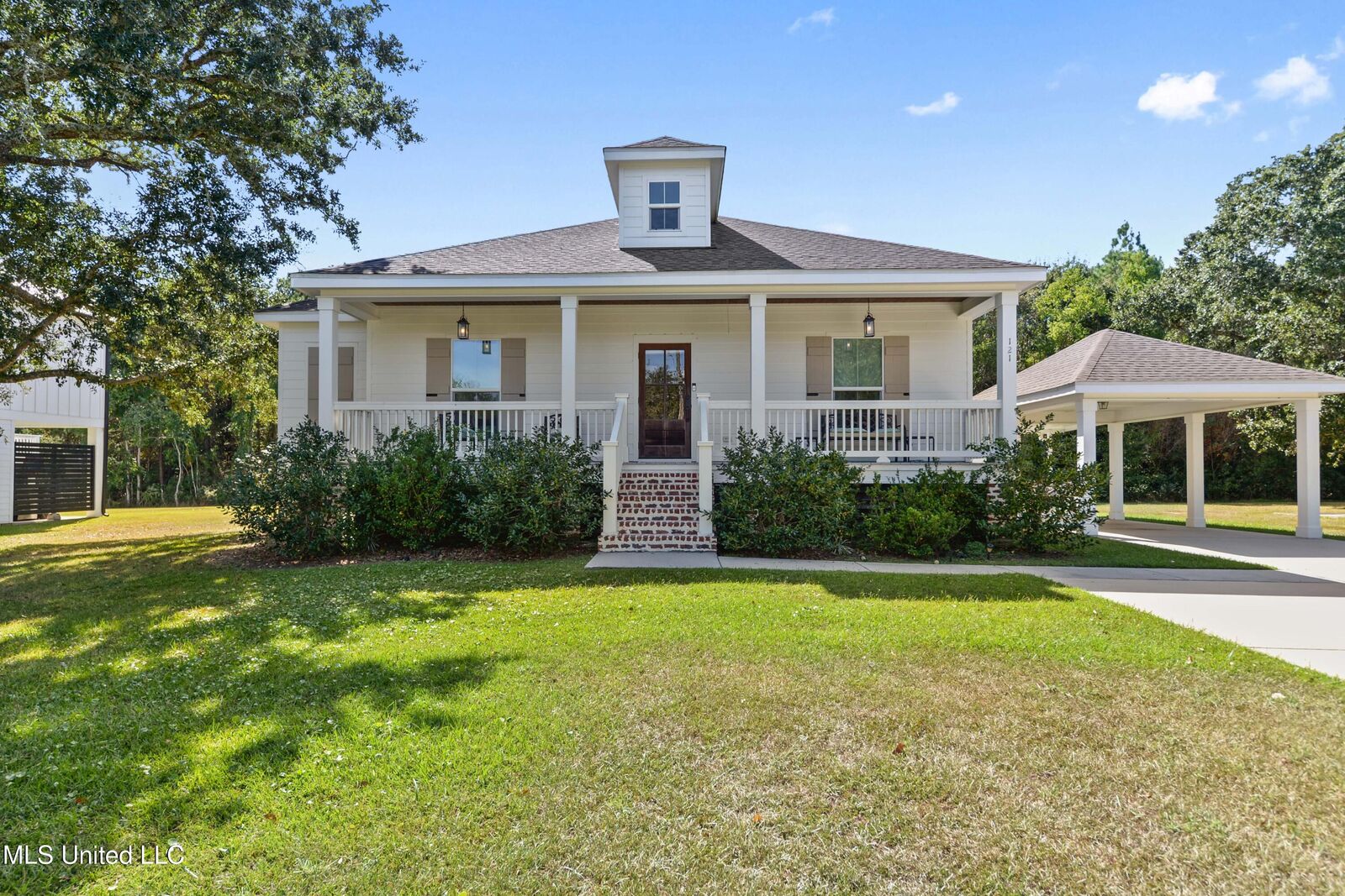 Property Photo:  121 Mollere Drive  MS 39576