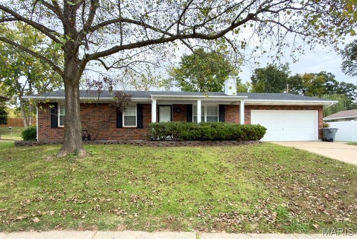 506 Portland Place  O'Fallon MO 63366 photo