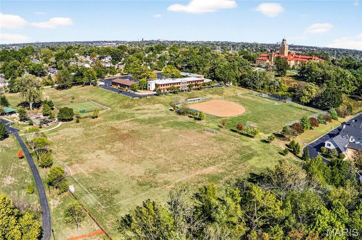 Property Photo:  7501 Triwoods Drive J  MO 63119