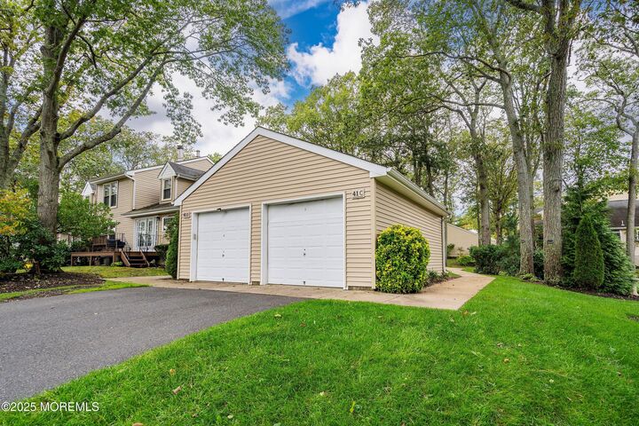 Property Photo:  41 Poplar Court C  NJ 08730