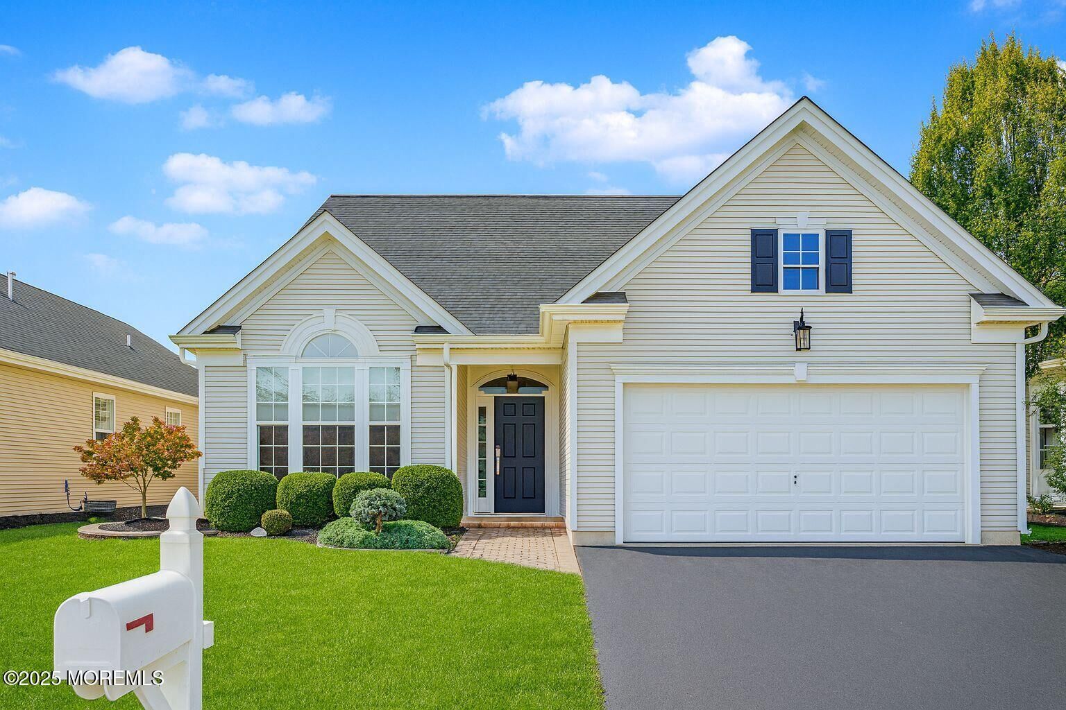 Property Photo: 165 Huntington Drive NJ 08527